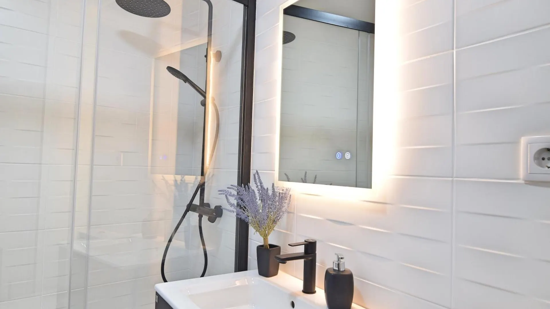 Apartment Apt Lomi, 3 Hab, 2 Banos Centro Malaga